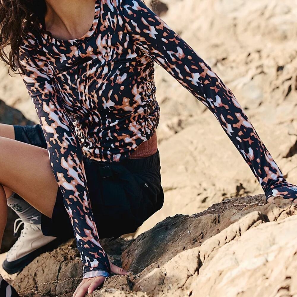 Free People Women's Right On Run Printed Long Sleeve Layer XL NWT